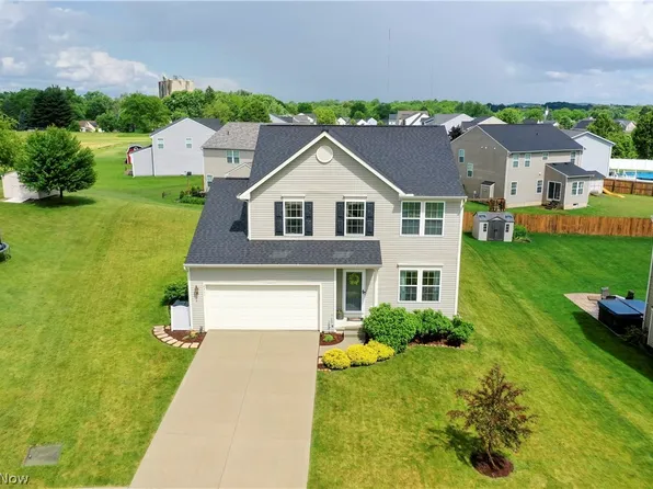 2411 Captens St NE, Canton, OH 44721