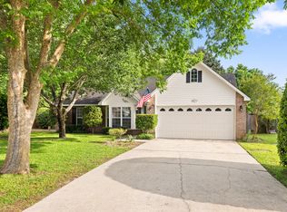 4577 Castlewood Ln, Niceville, FL 32578