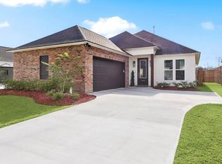 10602 Deric Ave, Denham Springs, LA 70726