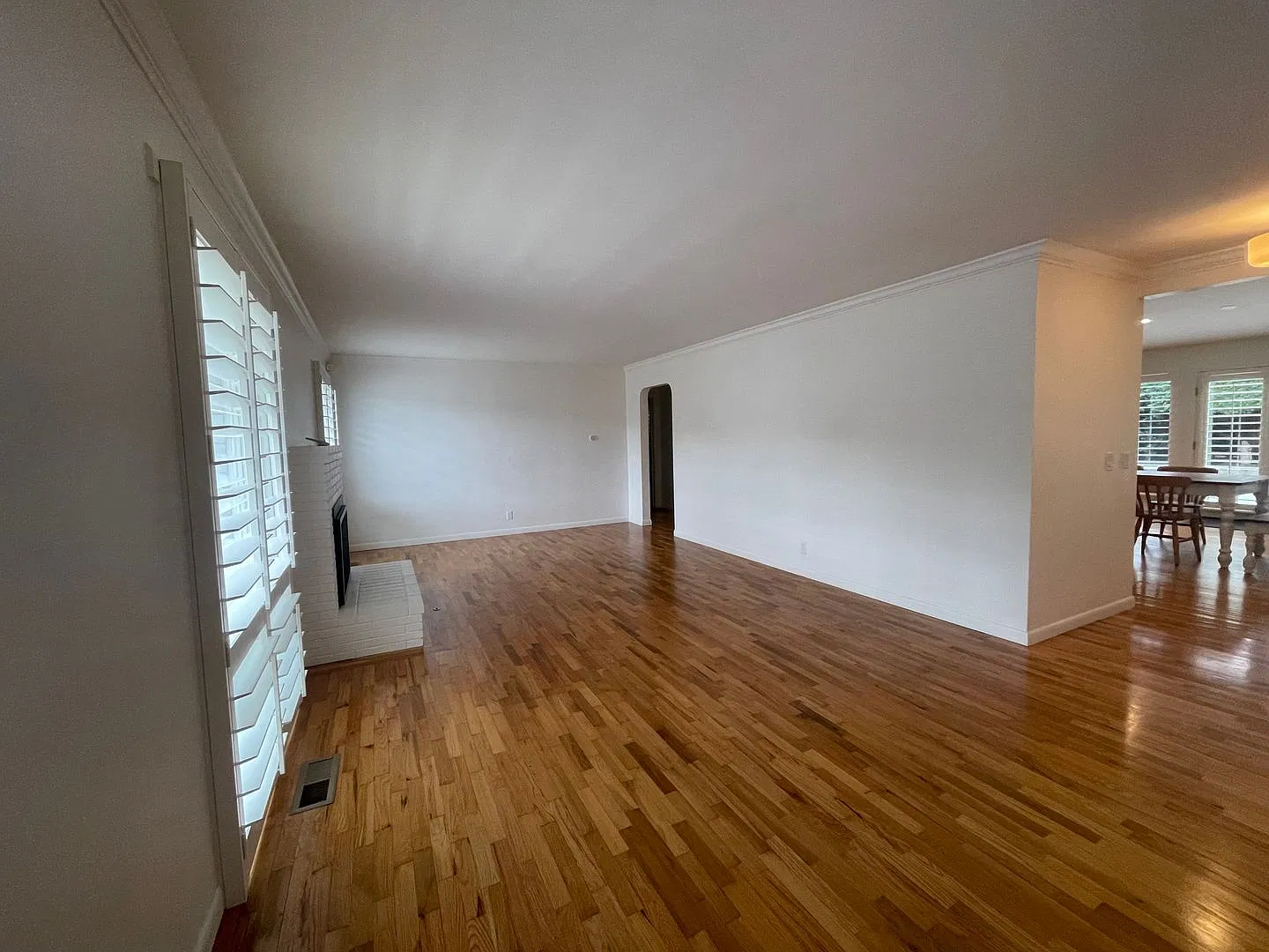 1139 Ripple Avenue — Photo 4