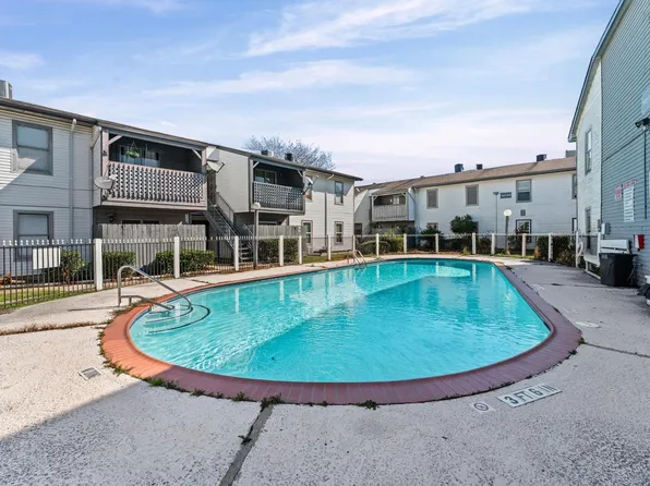 7200 Clarewood Dr APT 1805, Houston, TX 77036