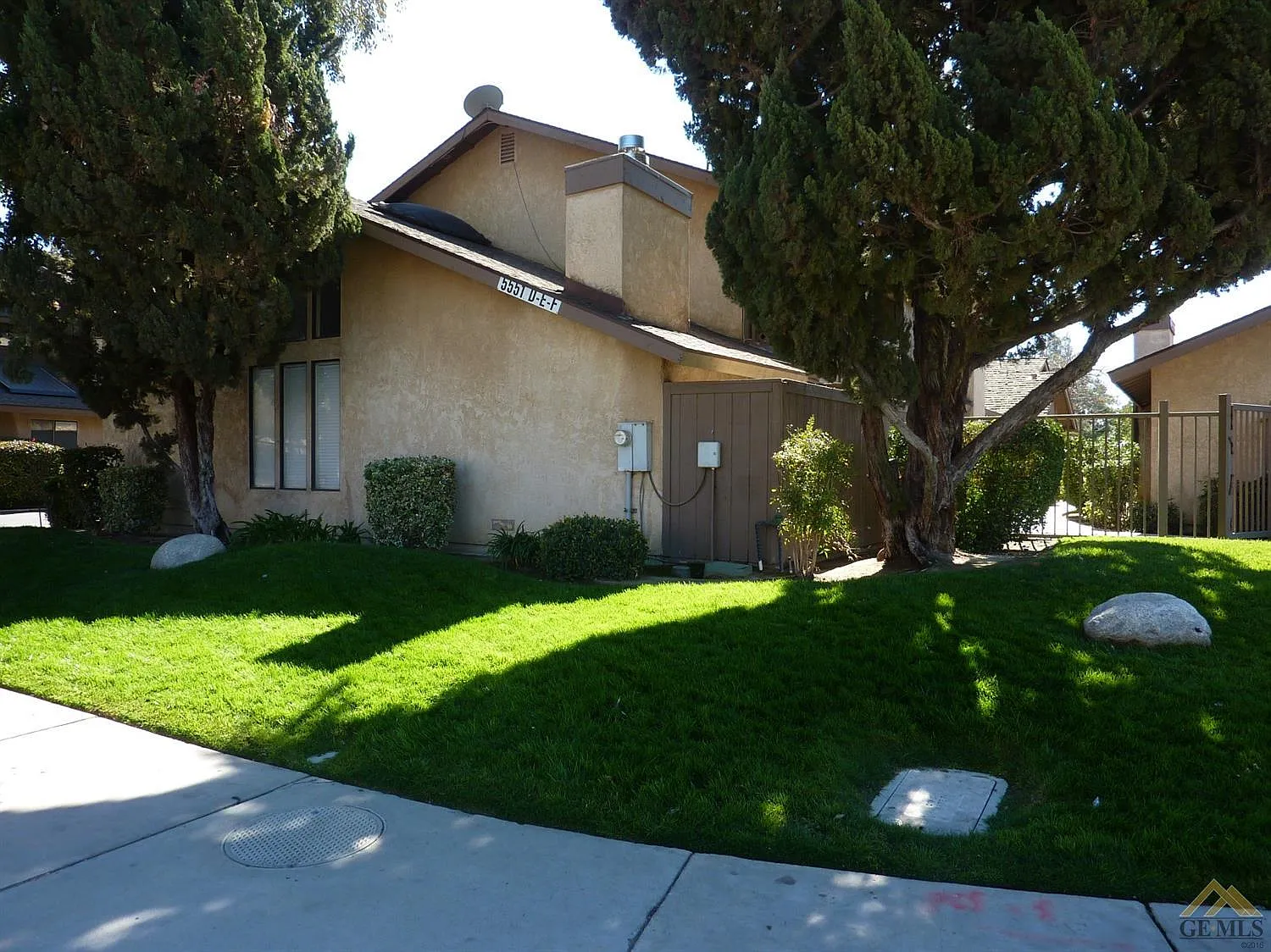 5551 Midsummer Dr APT D photo 1