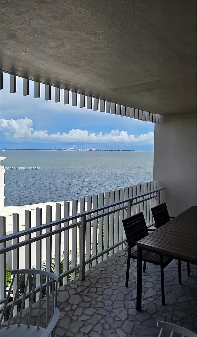 Grove Isle Condo — Photo 1