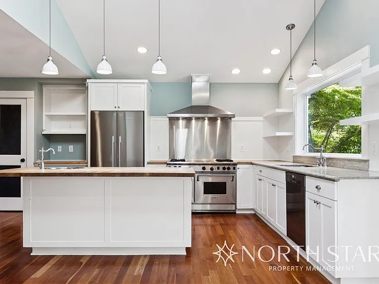 7617 NW Skyline Blvd — Photo 10