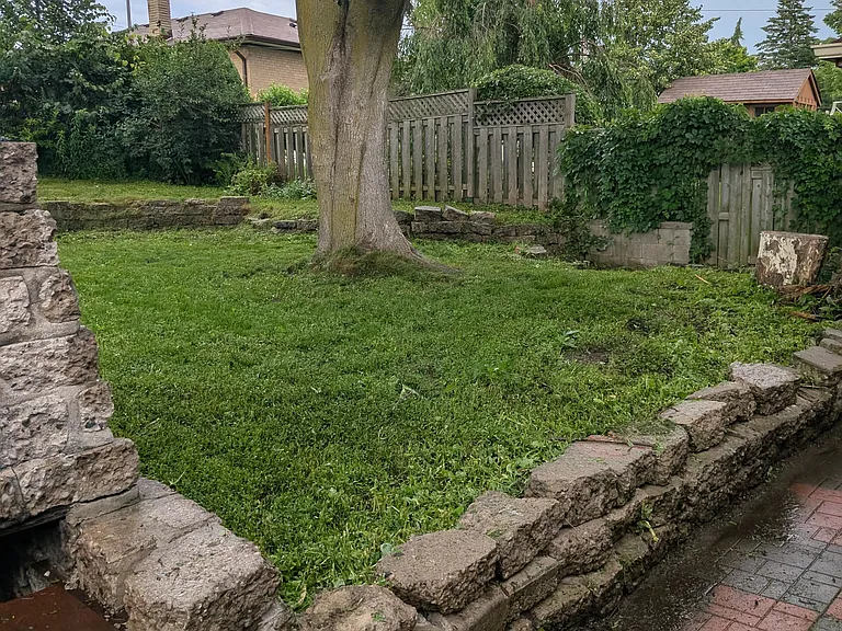740 Stone St — Photo 17
