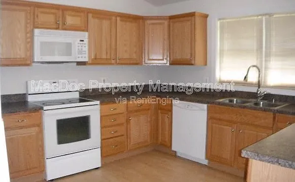 26327 Hill Rd — Photo 26