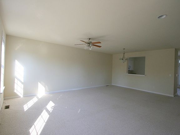 Family Room/Dining Room