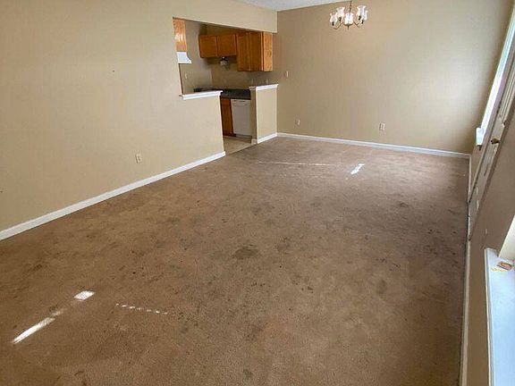4th image of 100 Vieux Orleans Cir APT C