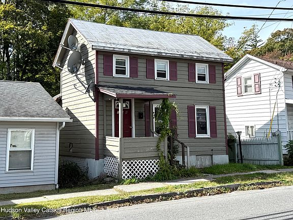 2nd image of 108 W Bridge Street