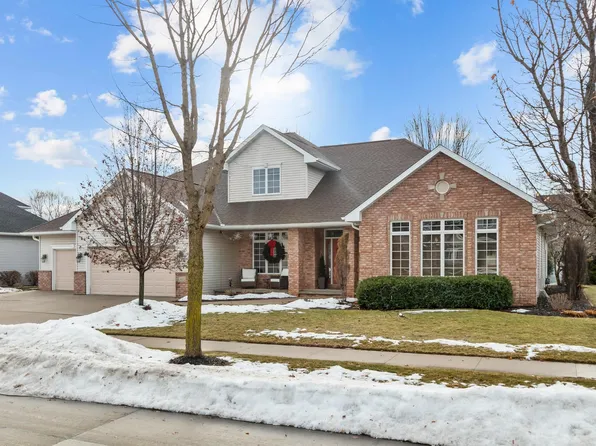 217 E Wentworth Ln, Appleton, WI 54913