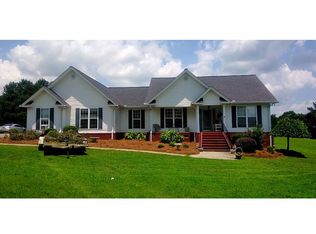 119 Clayton St, Crossville, AL 35962