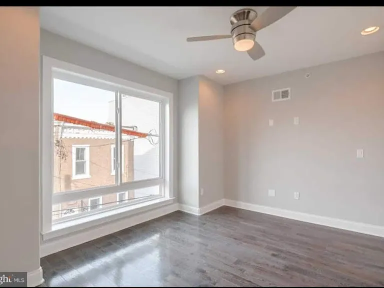 1529 S Lambert St — Photo 7