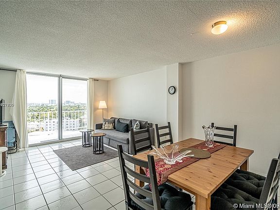 4th image of 6900 Bay Dr APT 11L