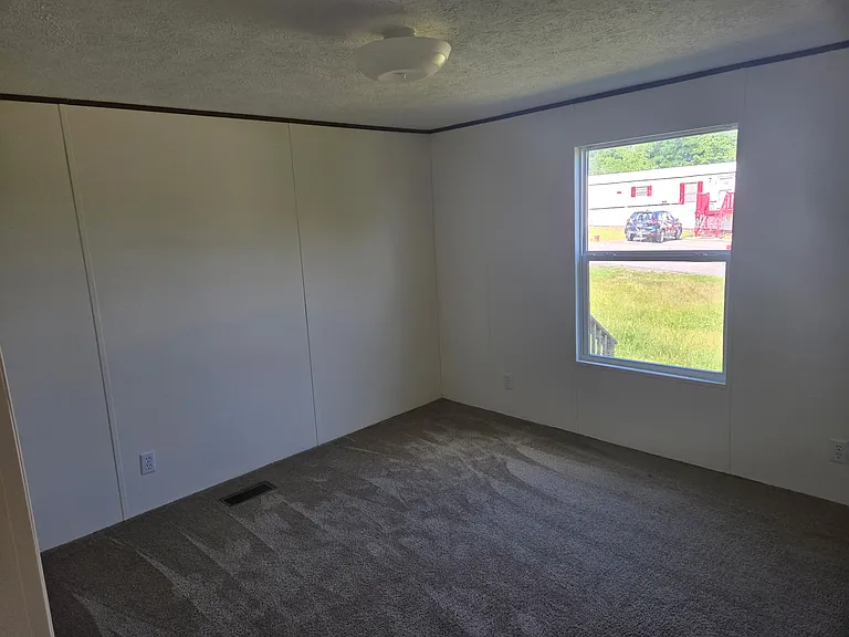 104 Wade Place Rd — Photo 6