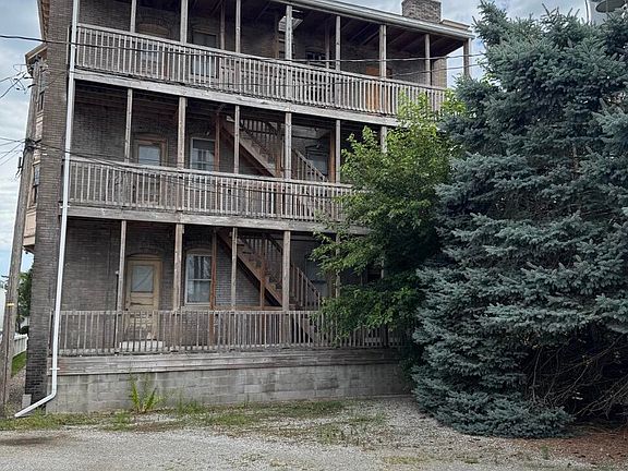 4th image of 221 W Greene St