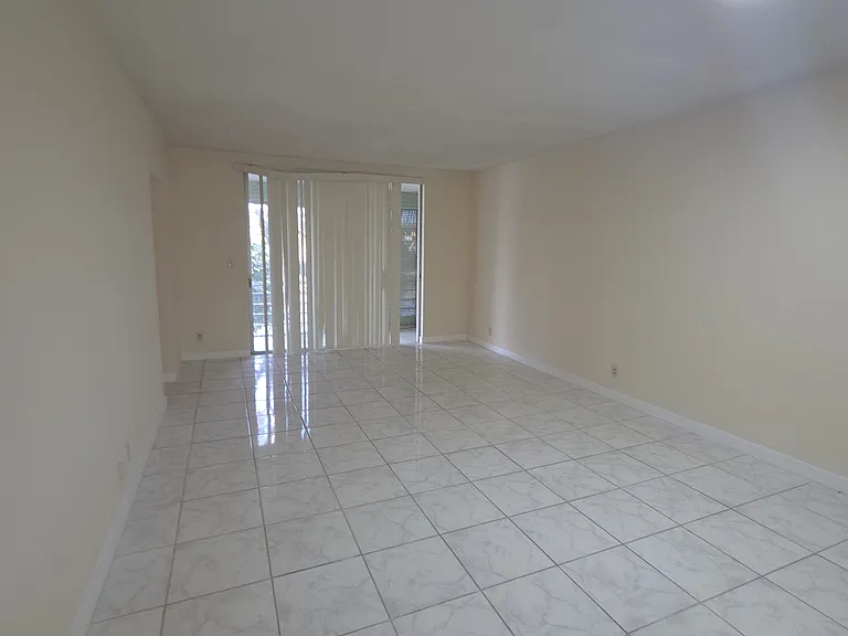 5335 NW 10th Ct #208 — Photo 7