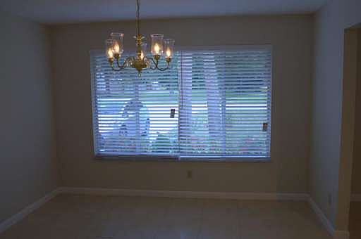 3rd image of 1026 34th Ave SW