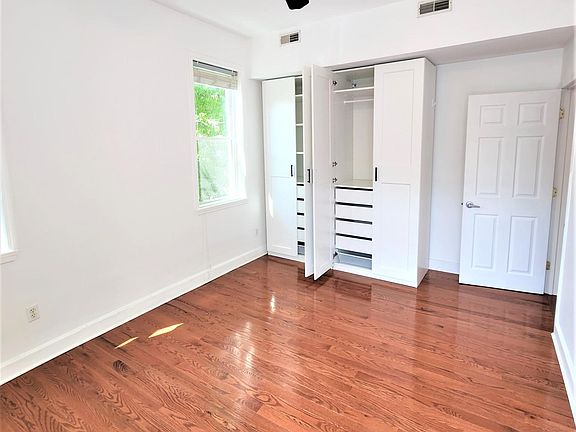 3rd image of 418 S 18th St Floor 2
