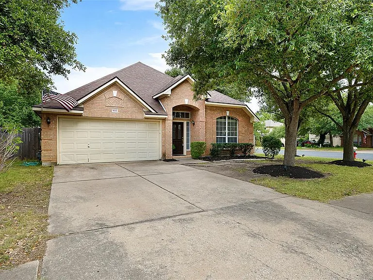 9000 Deurne Dr — Photo 3