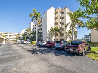 7406 Lake Breeze Dr APT 218, Fort Myers, FL 33907