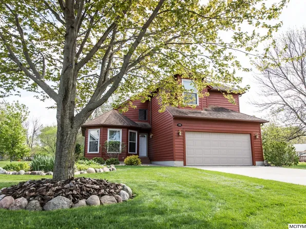 148 Westgate Dr, Forest City, IA 50436