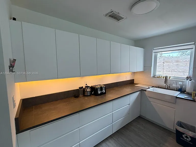 2401 SW 16th Ct — Photo 35