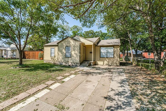 1st image of 545 Hillcrest Dr