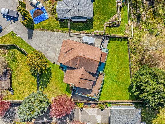 2nd image of 4708 5th Ave W