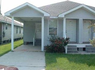 1927 Casa Calvo St, New Orleans, LA 70114
