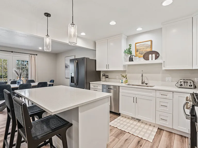8218 S Wasatch Grove Ln — Photo 8