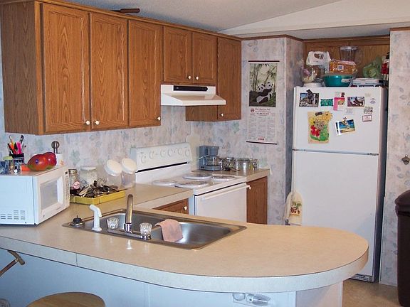 kitchen with all appliances