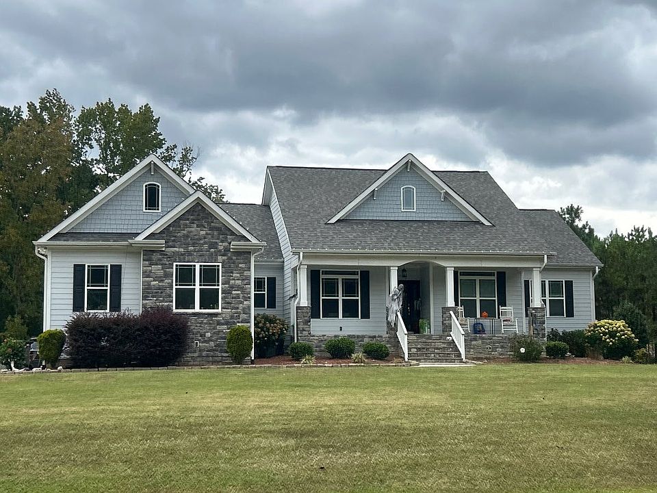 1st image of 906 Andrews Chapel Rd