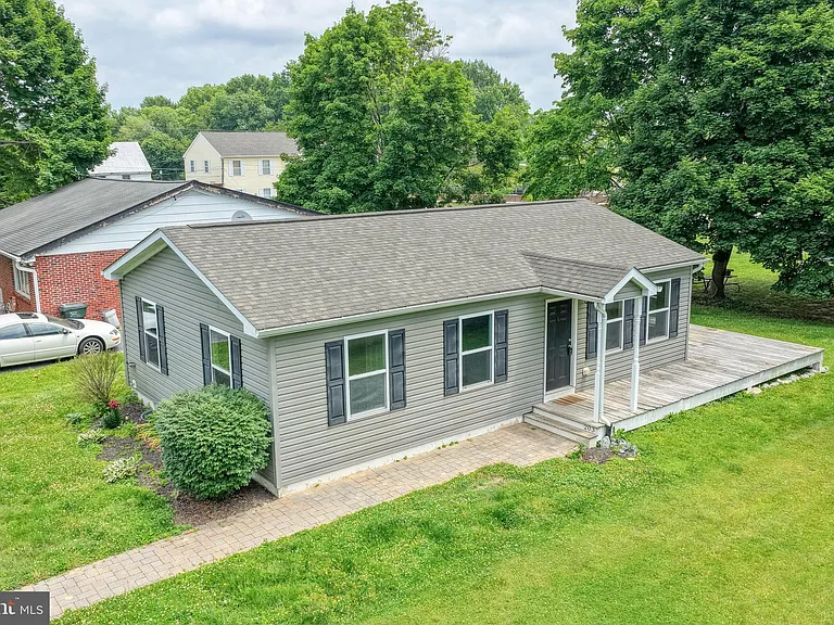 203 Hamilton St — Photo 19