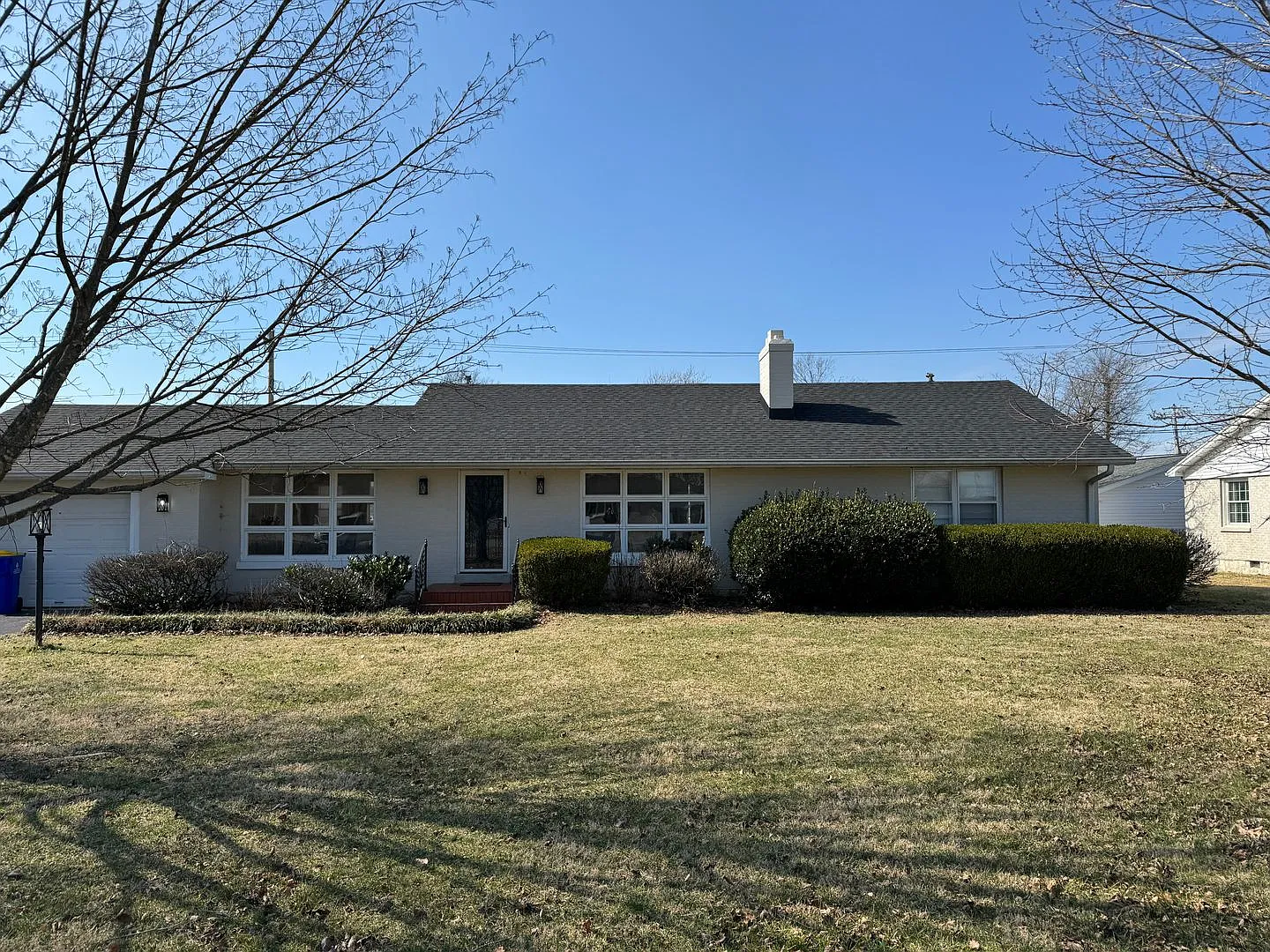 705 Hampton Drive — Photo 1