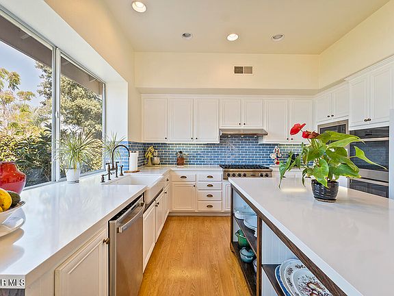 4th image of 1880 Crystal View Cir