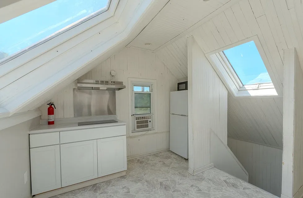 1 bed, 700 sqft, $1,000 — Photo 1