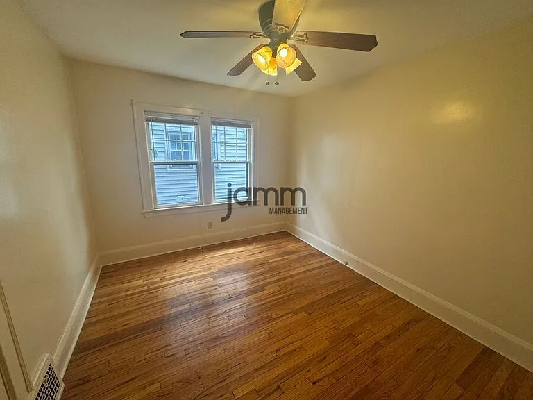 16811 Kenyon Rd — Photo 14