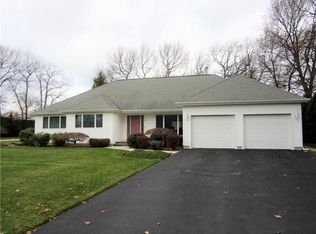 83 Basil Xing, Cranston, RI 02921