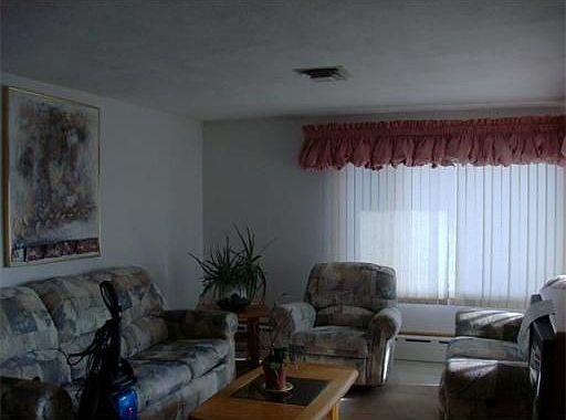4th image of 88 Pomona St