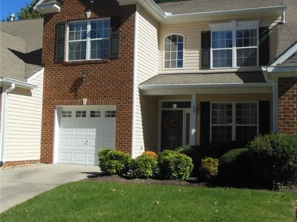 621 Scotter Hills Ct, Midlothian, VA 23114