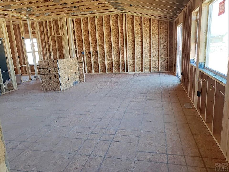2nd image of 919 E Linda Ave