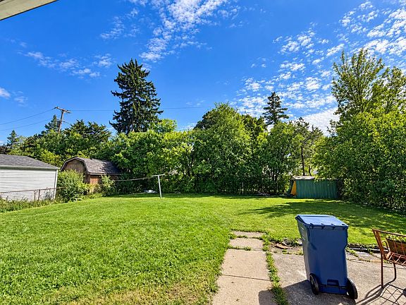 4th image of 3417 Miller Rd