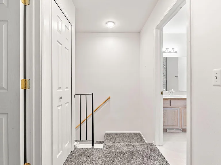 3034 Forest Creek Ct — Photo 23
