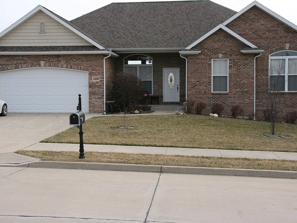 1st image of 1606 Ballentine Ln