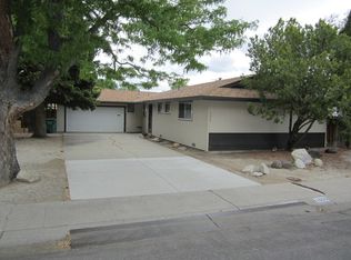 1025 Tamarisk St, Carson City, NV