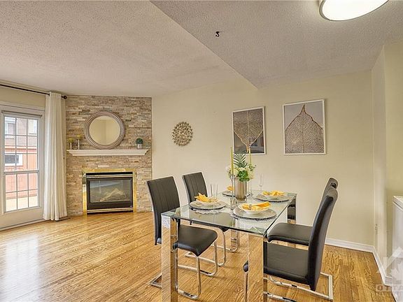 5th image of 89 Monterey Dr