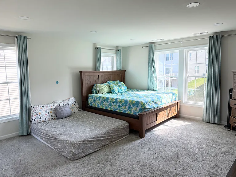 32 Poplar Ln — Photo 25