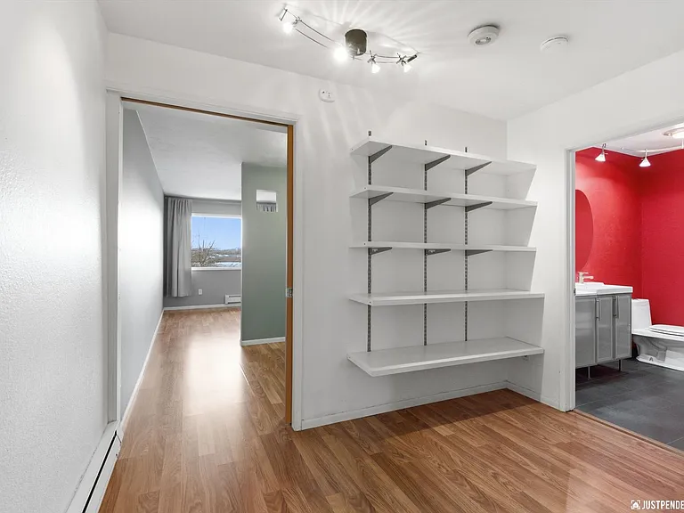 1430 Bridgeway St #13 — Photo 15
