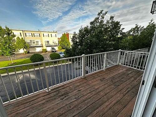 815 Brodhead Dr Photo 1