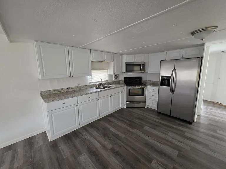 900 9th Ave E #98 — Photo 3